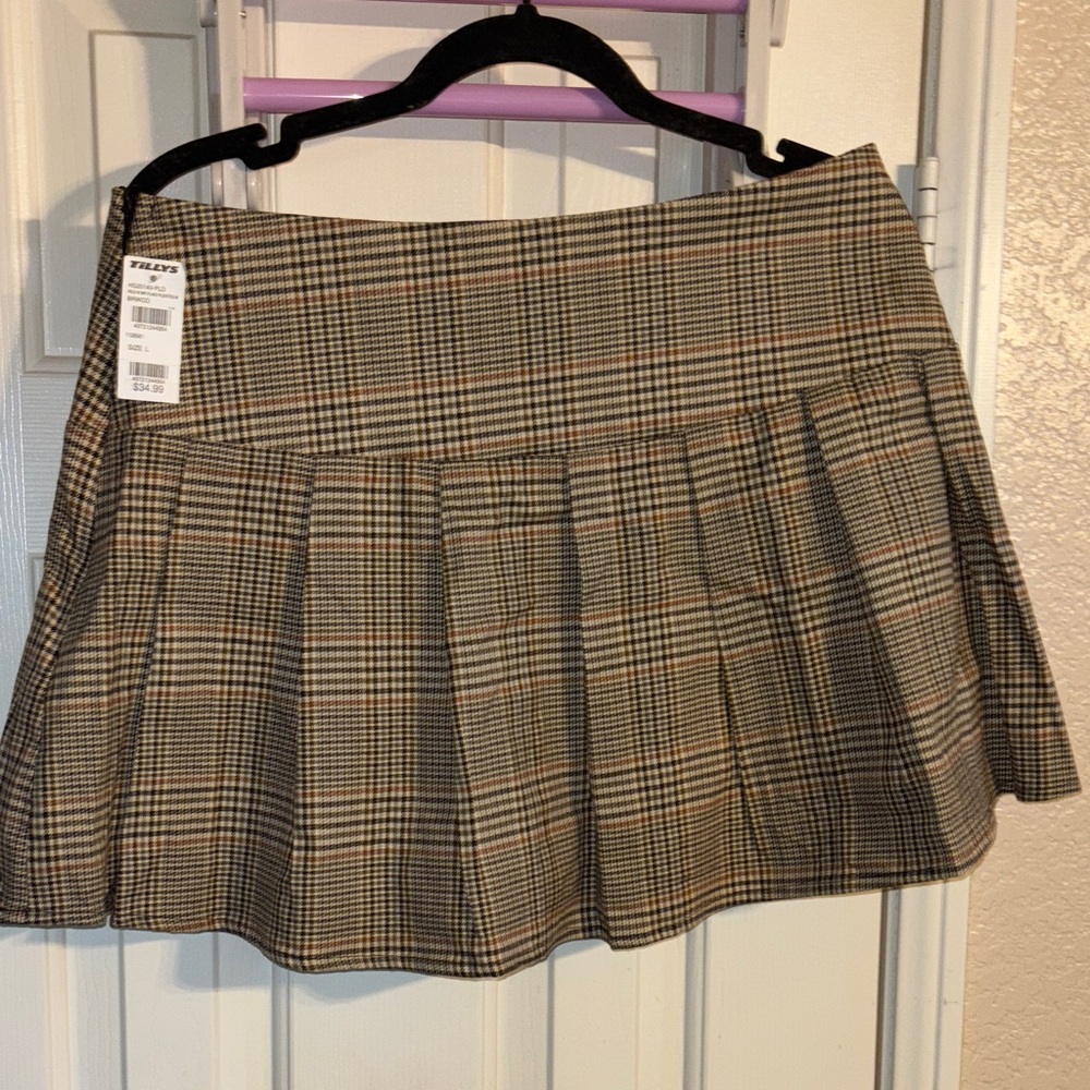 Tilly’s RSQ Plaid A-Line Mini Skirt - Brown and Black